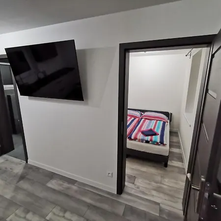 Nu Skool Apartment *