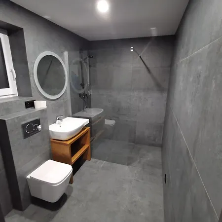 Nu Skool Apartment *